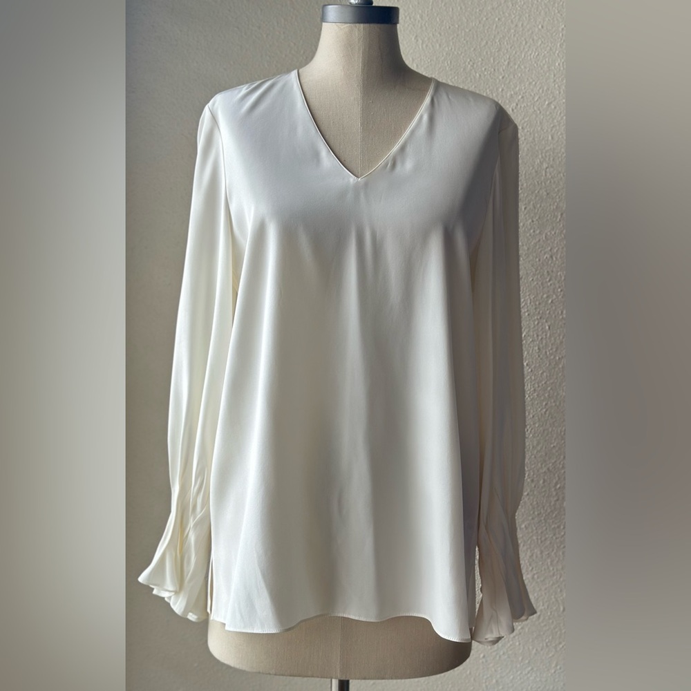 Lafayette 148 New York V-Neck Silk Blouse with Fluted Cuffs - Ivory, Size M